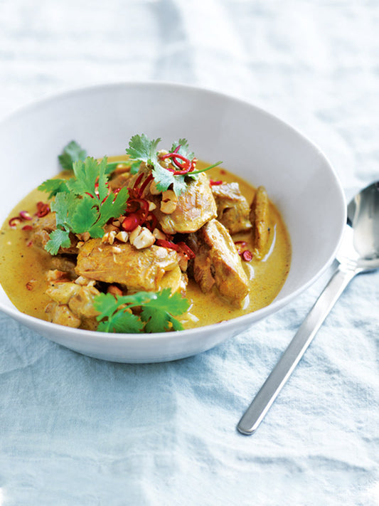 Donna Hay's - CHICKEN AND CASHEW MASSAMAN CURRY